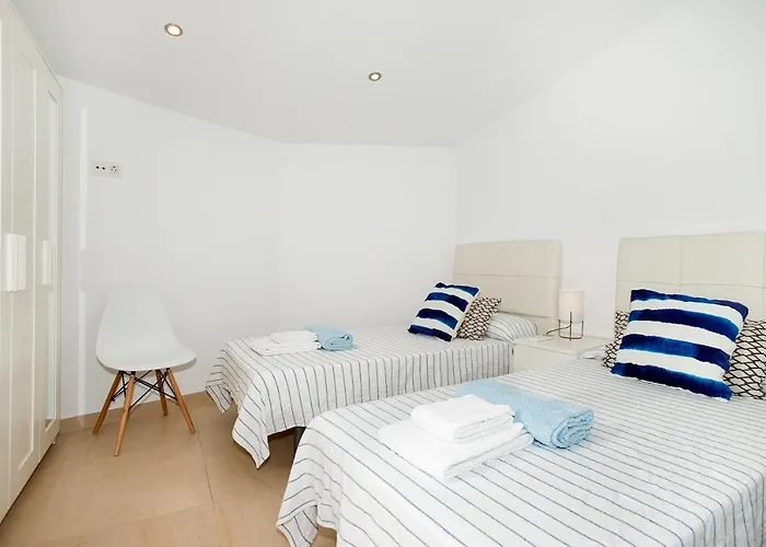 Villa Owl La Rafal - Luxury Retreat With Mountain Views